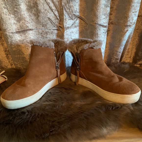 Dolce vita suede sneaker boot - Picture 4 of 8